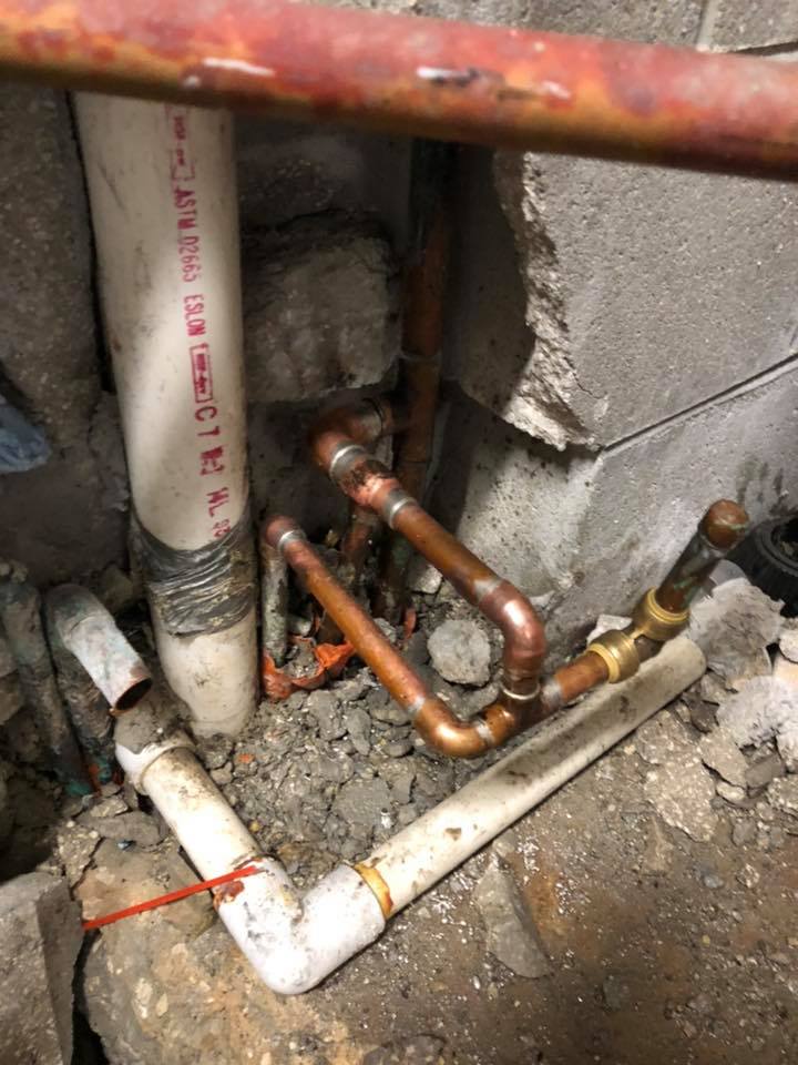 Capt'n Hiram's Pipe Leak Sebastian Florida